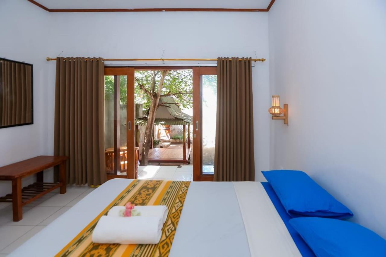 Radika House Apartment Gili Trawangan Bagian luar foto
