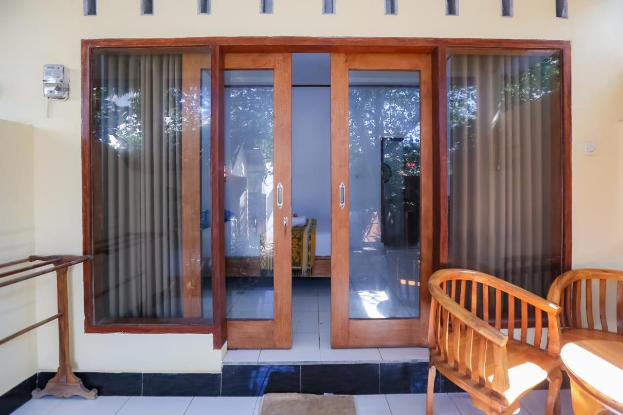 Radika House Apartment Gili Trawangan Bagian luar foto