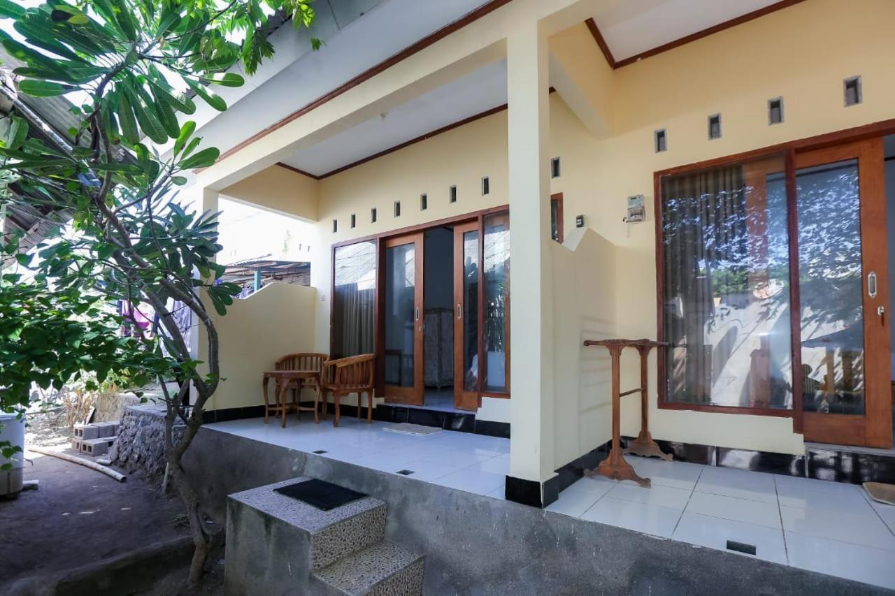 Radika House Apartment Gili Trawangan Bagian luar foto